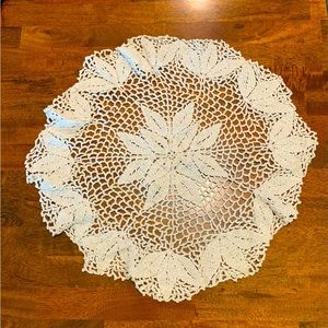 Beautiful vintage crocheted white doilie 18”
